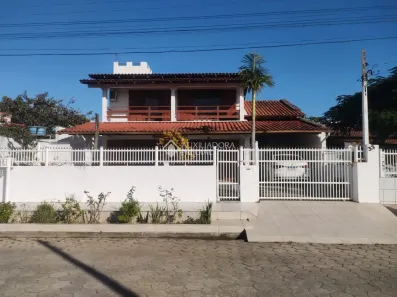 Casa com 5 Quartos à venda, 200m² no Praia do Sonho, Palhoça