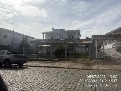 Casa com 4 Quartos à venda, 426m² no Cinqüentenário, Caxias do Sul