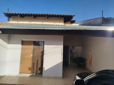 Casa com 3 Quartos à venda, 95m² no Setor Summerville 1ª e 2ª Etapa, Anápolis