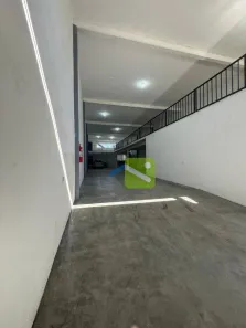 Galpão/Depósito/Armazém para alugar, 186m² no Vila Dalva, São Paulo