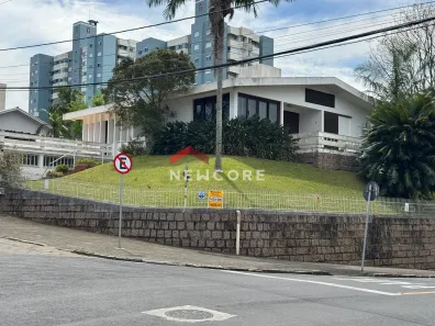 Casa com 3 Quartos à venda, 500m² no Centro, Criciúma