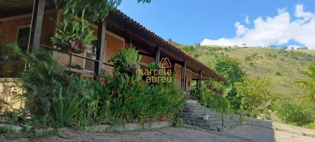 Fazenda/Sítio com 6 Quartos à venda, 400m² no Centro, Catende