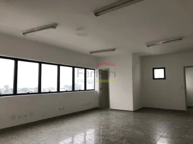Prédio Comercial para alugar, 130m² no Santana, São Paulo