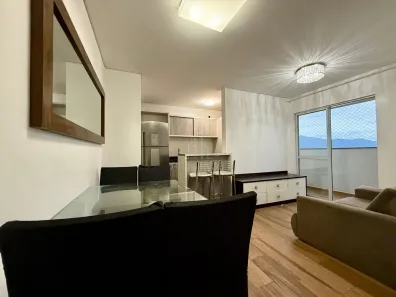 Apartamento com 2 Quartos para alugar, 53m² no São João, Itajaí