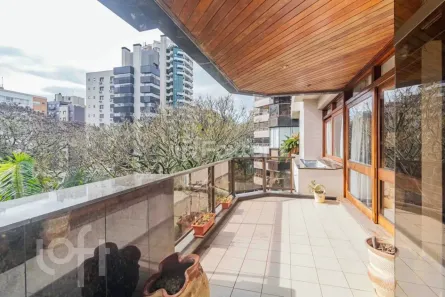 Apartamento com 3 Quartos à venda, 226m² no Petrópolis, Porto Alegre