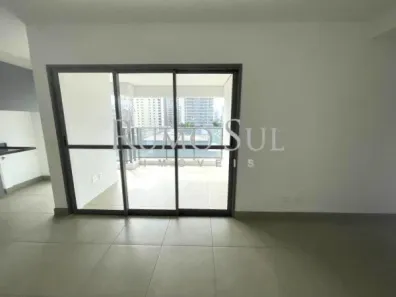 Apartamento com 2 Quartos para alugar, 65m² no Santo Amaro, São Paulo