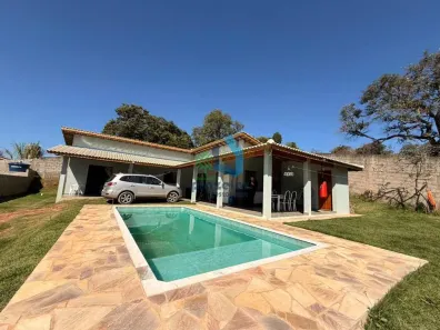 Fazenda/Sítio com 3 Quartos à venda, 800m² no Dona Catarina, Mairinque