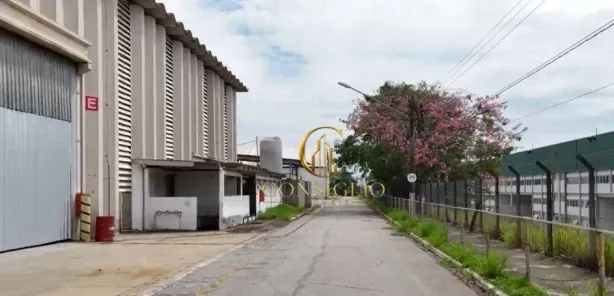 Galpão/Depósito/Armazém à venda, 13200m² no Eugênio de Mello, São José dos Campos