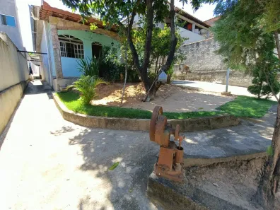 Casa com 2 Quartos à venda, 300m² no Tropical, Contagem