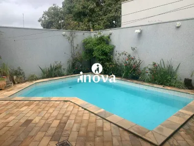 Casa com 4 Quartos à venda, 380m² no Jardim do Lago, Uberaba