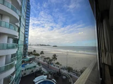 Apartamento com 3 Quartos para alugar, 120m² no Centro, Balneário Camboriú
