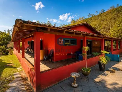 Fazenda/Sítio com 7 Quartos à venda, 600m² no Centro, Mogi das Cruzes