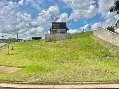 Lote/Terreno à venda, 660m² no São Pedro, Juiz de Fora
