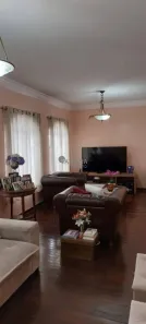 Casa com 3 Quartos à venda, 240m² no Jardim Brasília (Zona Leste), São Paulo
