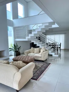 Sobrado com 4 Quartos à venda, 348m² no Vila Nova Socorro, Mogi das Cruzes