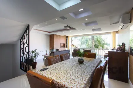 Casa de Condomínio com 3 Quartos à venda, 222m² no Sétimo Céu, Porto Alegre