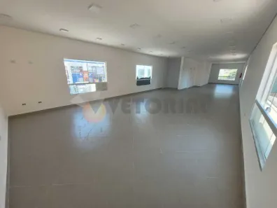 Ponto Comercial para alugar, 118m² no Centro, Caraguatatuba
