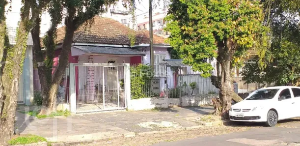 Casa com 2 Quartos à venda, 440m² no Jardim Botânico, Porto Alegre
