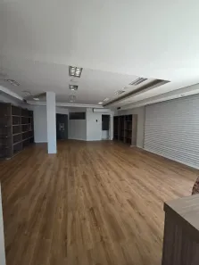 Ponto Comercial para alugar, 100m² no Renascença, São Luís
