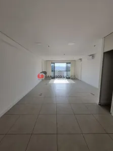Sala Comercial para alugar, 57m² no Cerâmica, São Caetano do Sul