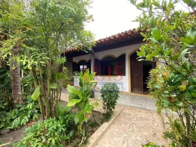 Casa com 5 Quartos à venda, 360m² no Piratininga, Niterói