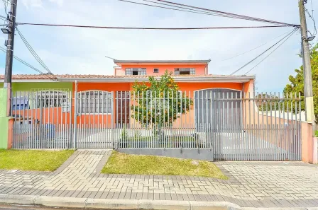 Casa de Condomínio com 3 Quartos à venda, 53m² no Xaxim, Curitiba