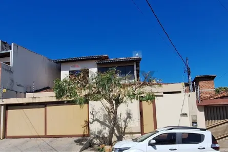 Casa com 5 Quartos à venda, 358m² no Jequiezinho, Jequié