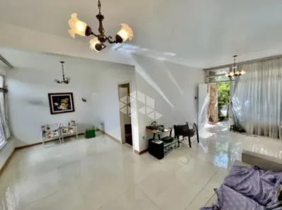 Casa com 4 Quartos à venda, 205m² no Jardim São Pedro, Porto Alegre