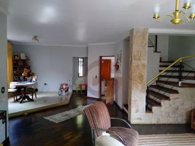 Sobrado com 4 Quartos à venda, 200m² no Jardim Ester, São Paulo