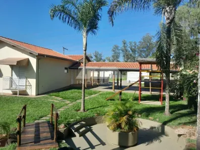 Casa com 3 Quartos para alugar, 179m² no Parque Mãe Preta, Rio Claro