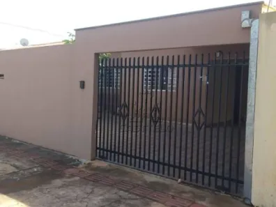 Casa com 3 Quartos à venda, 200m² no Jardim Pérola, Londrina