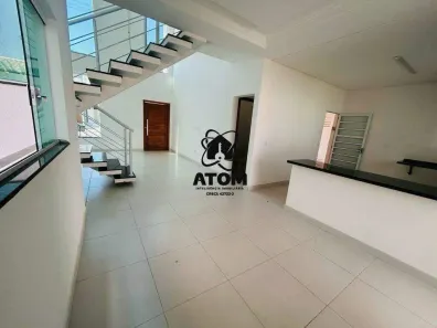 Casa de Condomínio com 3 Quartos à venda, 215m² no Piracangaguá, Taubaté