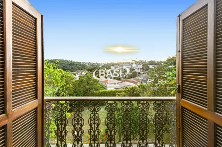 Casa de Condomínio com 4 Quartos à venda, 430m² no São Lourenço, Curitiba