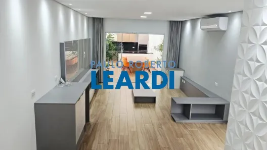 Casa com 3 Quartos à venda, 215m² no Vila Gumercindo, São Paulo