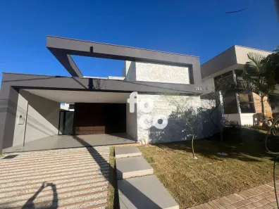 Casa de Condomínio com 3 Quartos à venda, 214m² no Granada, Uberlândia