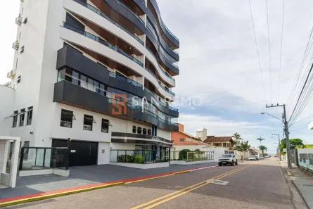 Apartamento com 3 Quartos para alugar, 200m² no Balneário, Florianópolis