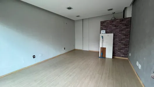Ponto Comercial para alugar, 26m² no Várzea, Teresópolis