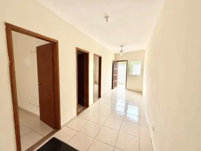 Casa de Condomínio com 2 Quartos à venda, 44m² no Princesa, Praia Grande