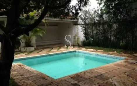 Sobrado com 4 Quartos à venda, 400m² no Jardim Leonor, São Paulo
