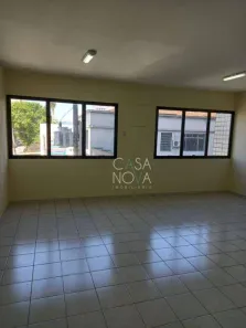 Sala Comercial à venda, 48m² no Vila Mathias, Santos