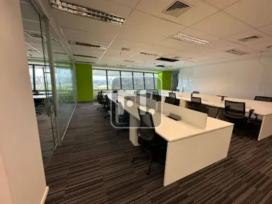 Sala Comercial à venda, 381m² no Vila Cordeiro, São Paulo