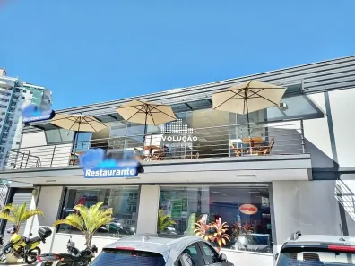 com 1 Quarto à venda, 300m² no Campinas, São José
