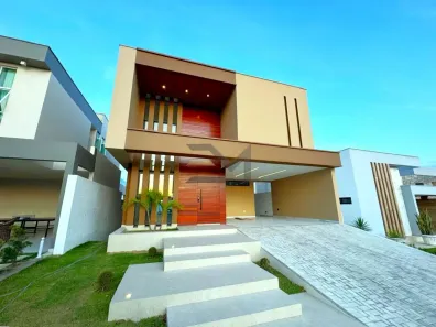 Casa de Condomínio com 6 Quartos à venda, 330m² no Itararé, Campina Grande