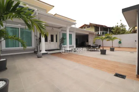 Casa com 5 Quartos à venda, 420m² no Camboinhas, Niterói