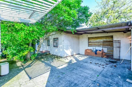Lote/Terreno à venda, 320m² no Cajuru, Curitiba