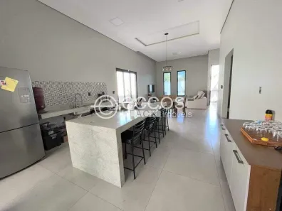 Casa com 3 Quartos à venda, 190m² no Jardim Inconfidência, Uberlândia