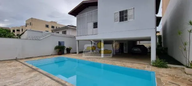 Casa com 3 Quartos à venda, 399m² no São Benedito, Uberaba