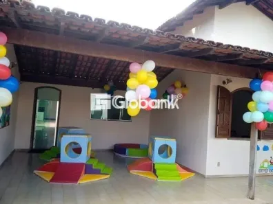 Casa com 5 Quartos à venda, 163m² no Cândida Câmara, Montes Claros