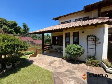 Casa com 3 Quartos à venda, 247m² no Petrópolis, Novo Hamburgo