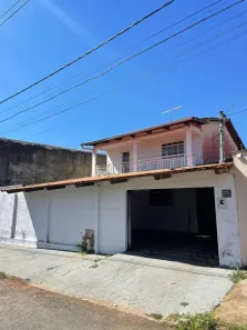 Sobrado com 3 Quartos à venda, 196m² no Parque Atheneu, Goiânia